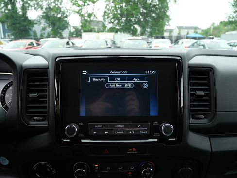 Used 2022 Nissan Frontier S w/ Technology Package AWD/4WD image 14