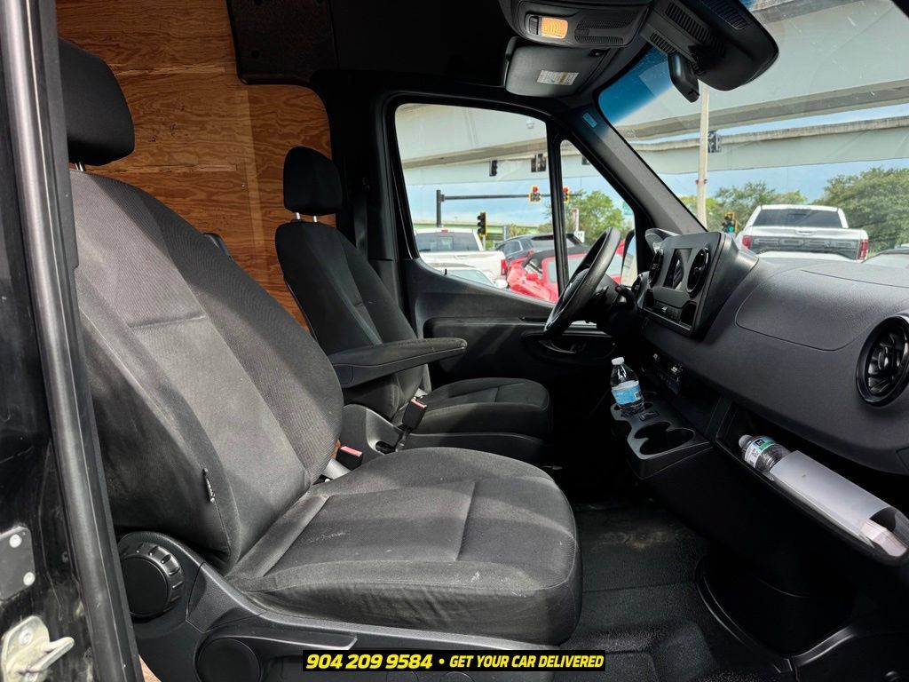 Used 2020 Mercedes-Benz Sprinter 3500 image 23