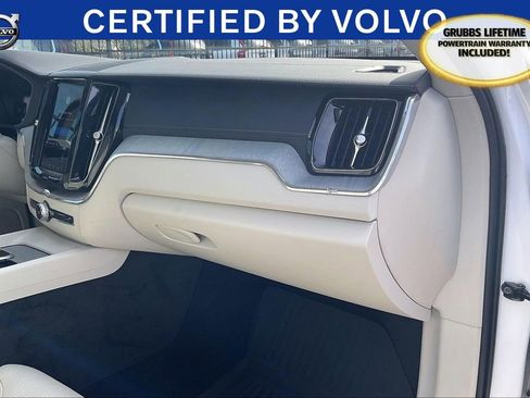 Used 2023 Volvo XC60 T8 Ultimate w/ Protection Package Premier image 21