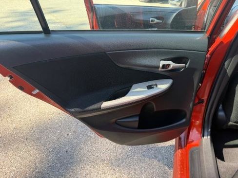 Used 2013 Toyota Corolla S Special Edition FWD image 28