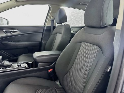 Used 2024 Kia Sportage LX FWD image 36