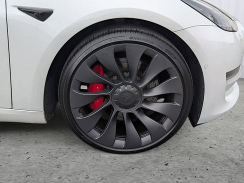 Used 2021 Tesla Model 3 Performance image 8