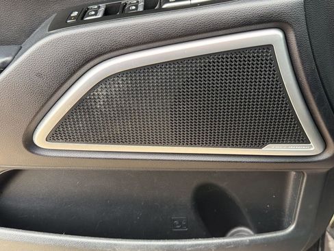 Used 2022 Kia Telluride EX w/ EX Premium Package image 22