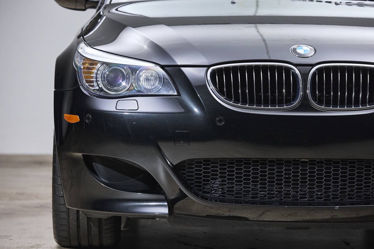 Used 2008 BMW M5 RWD image 12