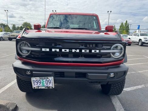 Used 2022 Ford Bronco Outer Banks w/ Sasquatch Package AWD/4WD image 3