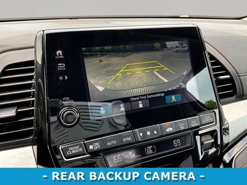 Used 2023 Honda Odyssey Touring image 14