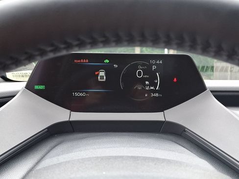Used 2025 Toyota Prius XLE AWD/4WD image 23