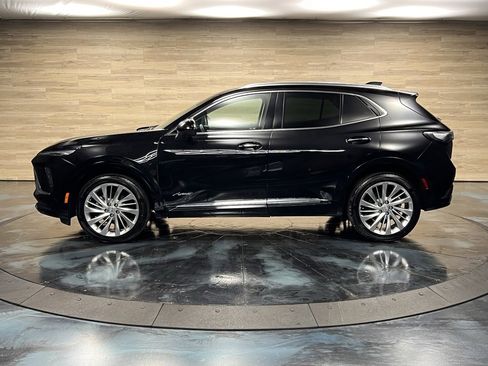 Used 2024 Buick Envision Avenir image 23