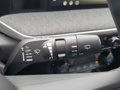 New 2026 Nissan Kicks SV image 16