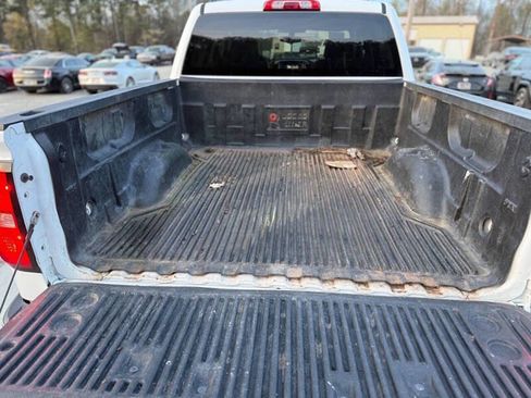 Used 2015 Chevrolet Silverado 1500 LT AWD/4WD image 10