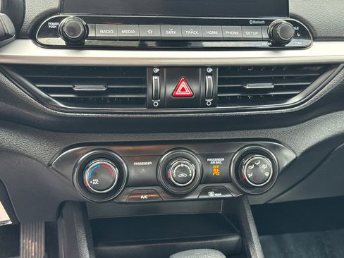 Used 2021 Kia Forte LXS image 30