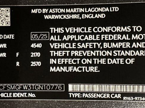 Used 2026 Aston Martin V8 Vantage Coupe image 29