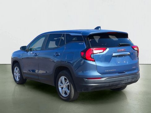 Used 2024 GMC Terrain SLE AWD/4WD image 5