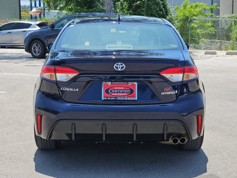 Used 2024 Toyota Corolla SE FWD image 4