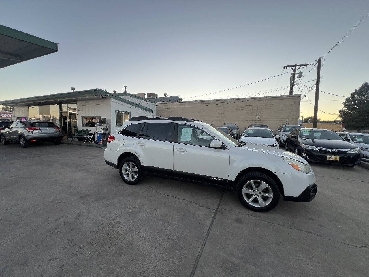 Used 2014 Subaru Outback 2.5i Premium AWD/4WD image 20