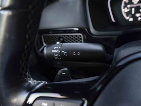 Used 2023 Honda Civic Sport image 23