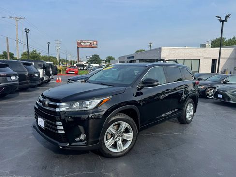Used 2017 Toyota Highlander Limited AWD/4WD image 1