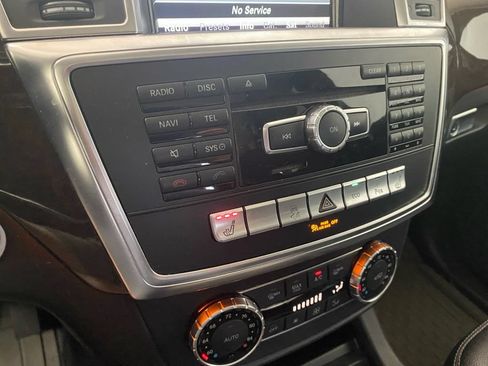 Used 2015 Mercedes-Benz GL 450 4MATIC image 22