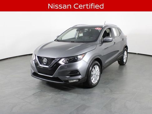 Certified 2021 Nissan Rogue Sport SV image 2