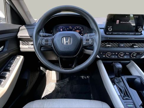 Used 2023 Honda Accord EX image 8