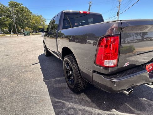 Used 2015 RAM 1500 Express AWD/4WD image 6