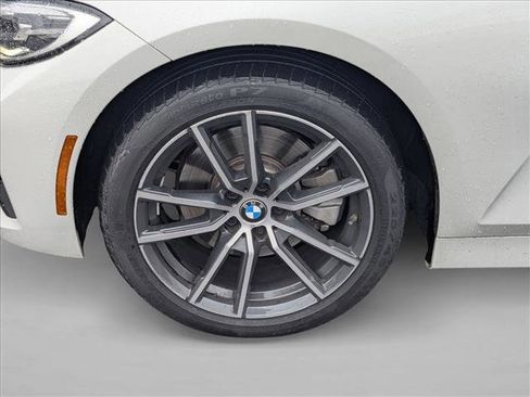 Used 2019 BMW 330i xDrive Sedan w/ Convenience Package image 30