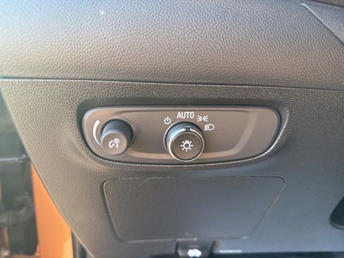 Used 2024 Buick Encore GX Sport Touring image 33