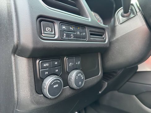 Used 2022 Chevrolet Tahoe Z71 image 15