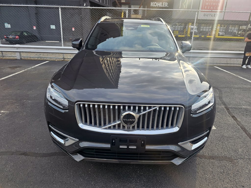 Certified 2024 Volvo XC90 B6 Ultimate AWD/4WD image 29