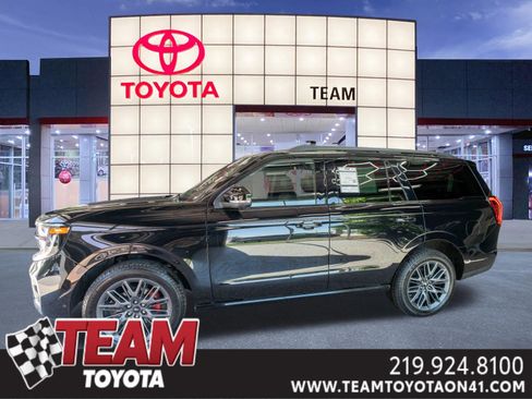 Used 2025 Ford Expedition Platinum w/ Stealth Performance Package AWD/4WD image 1