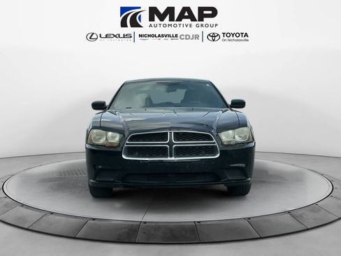 Used 2014 Dodge Charger SE image 8