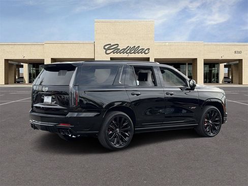 Certified 2026 Cadillac Escalade V w/ LPO, ONYX Package image 5