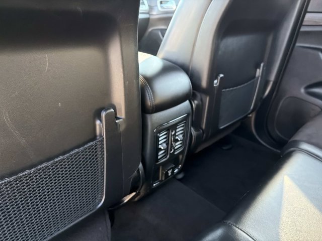 Used 2022 Jeep Grand Cherokee Laredo X AWD/4WD image 28