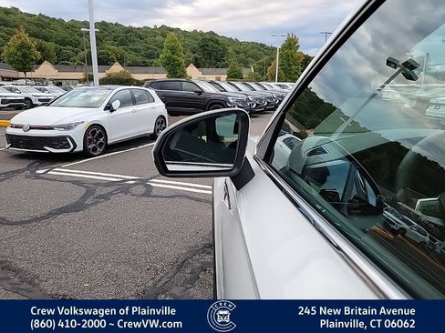 Certified 2023 Volkswagen Taos SE AWD/4WD image 26
