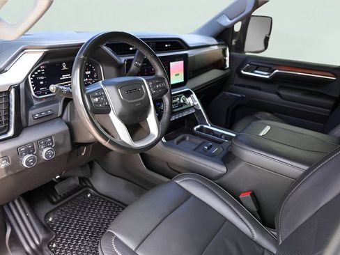 Used 2024 GMC Sierra 2500 Denali w/ Technology Package AWD/4WD image 13