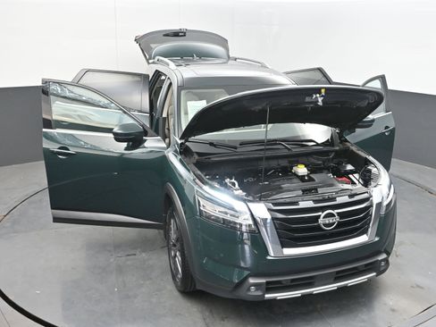 Used 2022 Nissan Pathfinder SL w/ SL Premium Package AWD/4WD image 38