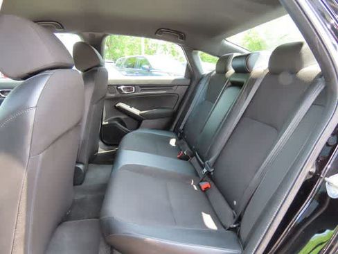 Used 2025 Honda Civic Sport image 13