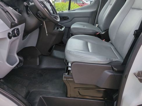 Used 2017 Ford Transit 150 image 15