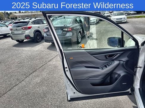 Used 2025 Subaru Forester Wilderness AWD/4WD image 11