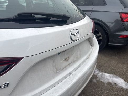 Used 2017 MAZDA MAZDA3 Touring image 10