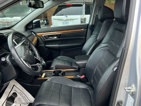 Used 2020 Honda CR-V Touring image 12