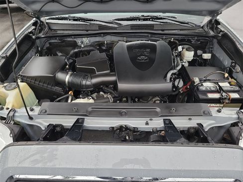 Used 2021 Toyota Tacoma SR5 w/ Technology Package image 22