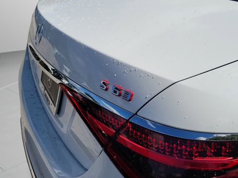 Used 2026 Mercedes-Benz S 63 AMG S image 25