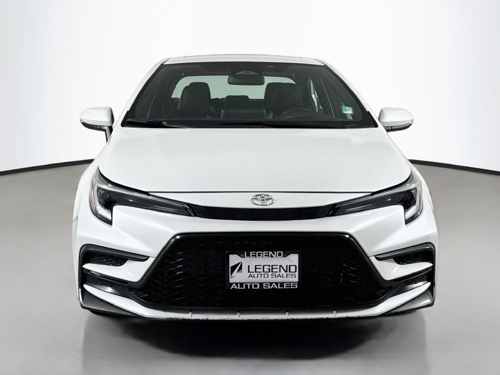 Used 2024 Toyota Corolla XSE FWD image 3