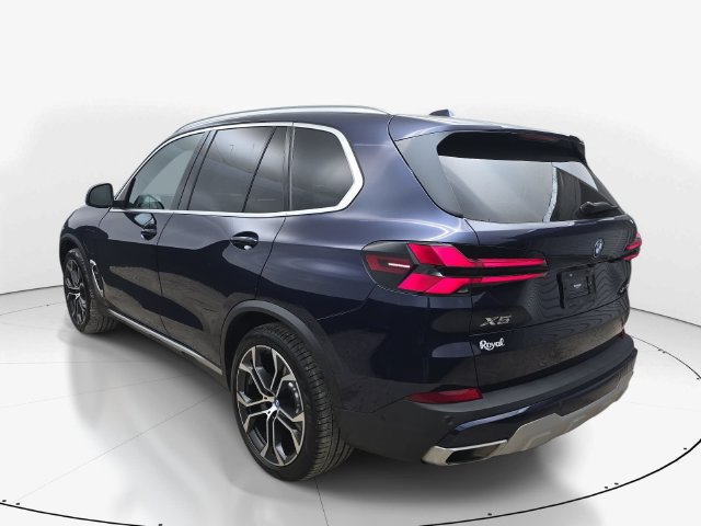 Used 2024 BMW X5 xDrive50e w/ Executive Package AWD/4WD image 8