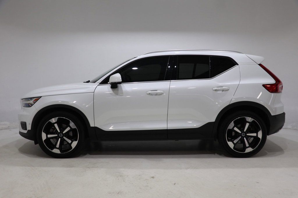Used 2019 Volvo XC40 T5 Inscription AWD/4WD image 4
