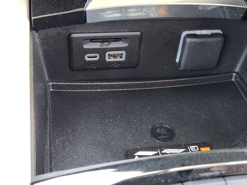 Used 2023 Buick Envision Avenir FWD image 17