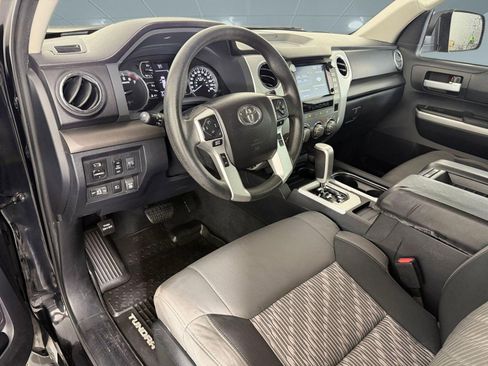 Used 2021 Toyota Tundra SR5 w/ SR5 Upgrade Package AWD/4WD image 4