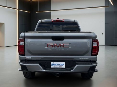Used 2024 GMC Canyon Elevation w/ Elevation Premium Package AWD/4WD image 5