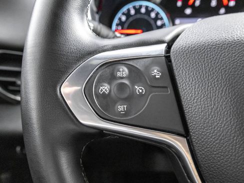 Used 2023 Chevrolet Traverse LT AWD/4WD image 25